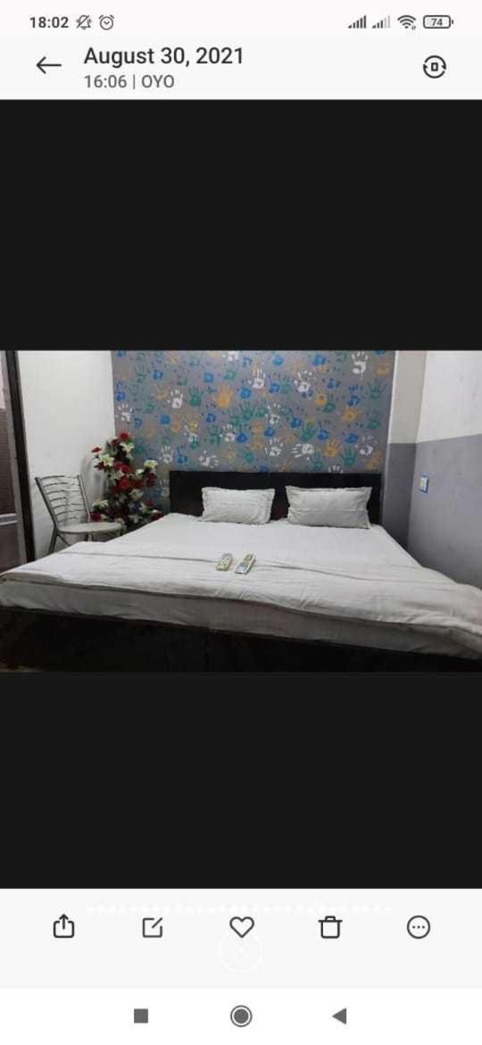 Oyo Hotel Hastinapur Palace Meerut Extérieur photo